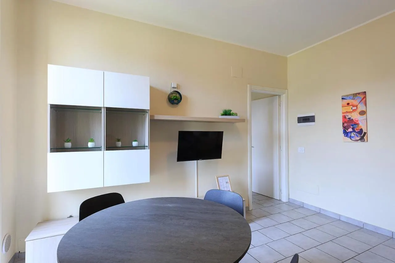 La Casa Del Sole Apartment Piacenza 0*,